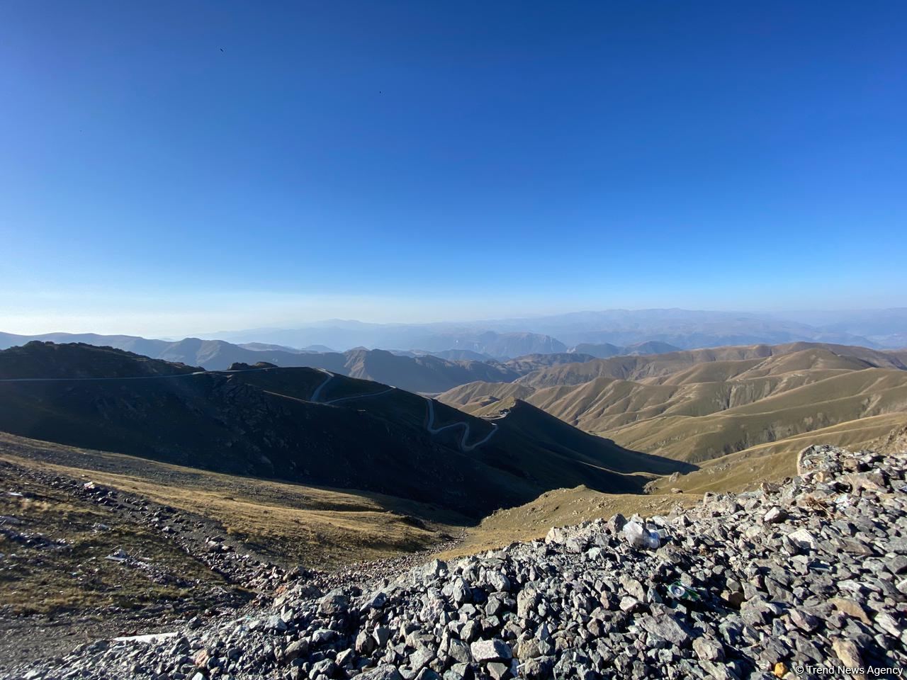 Kəlbəcər sakinləri 28 il sonra doğma yurdlarına səfər ediblər (FOTO)