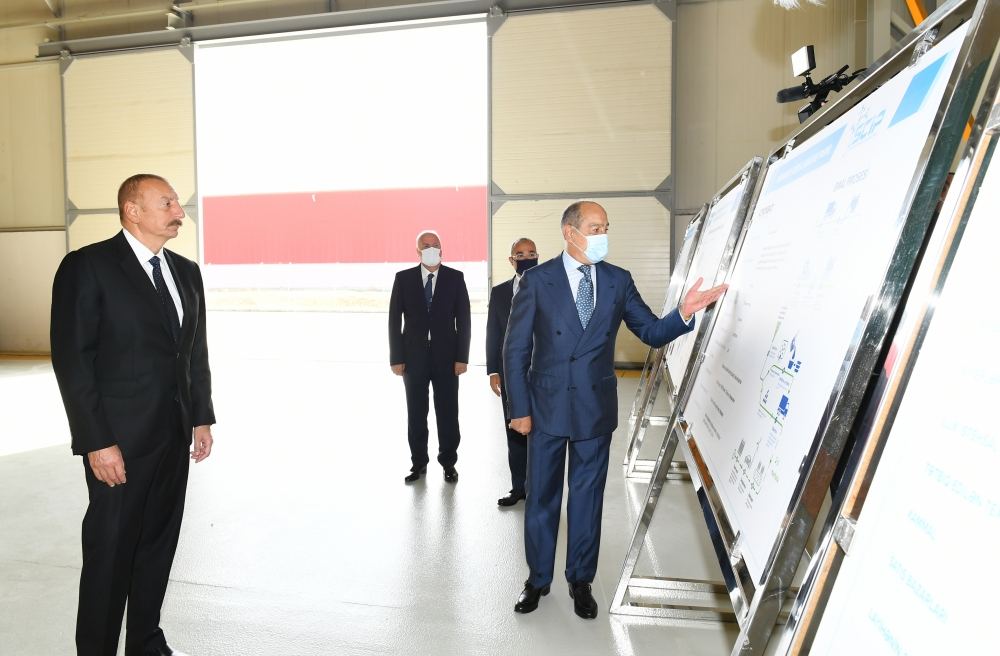 Prezident İlham Əliyev Sumqayıt Kimya Sənaye Parkında “Azmonbat” MMC-nin açılışında iştirak edib  (FOTO/VİDEO) (YENİLƏNİB)