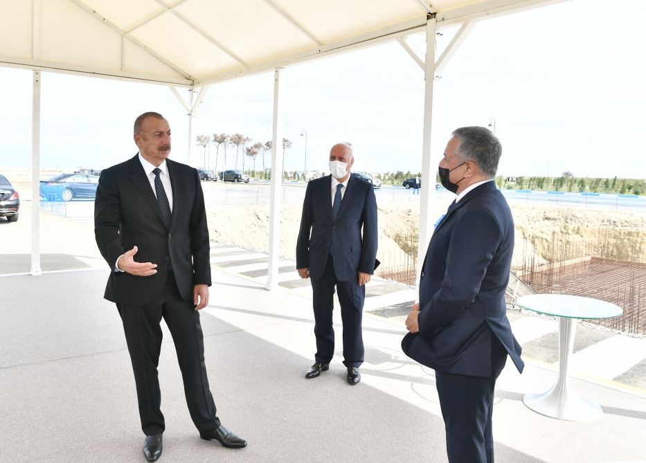 Prezident İlham Əliyev Sumqayıtda güzəştli mənzil layihəsi çərçivəsində növbəti yaşayış kompleksinin təməlqoyma mərasimində iştirak edib (FOTO/VİDEO) (YENİLƏNİB)