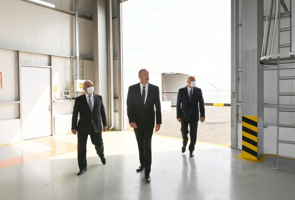 Prezident İlham Əliyev Sumqayıt Elektrik Stansiyasının yeni estakada nasos stansiyasının açılışında iştirak edib (FOTO) (YENİLƏNİB)