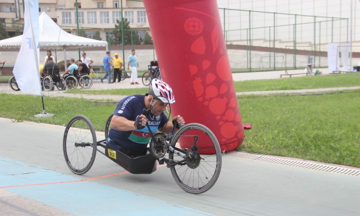 Velosiped idman növü üzrə "Zəfər kuboku" keçirilib (FOTO)