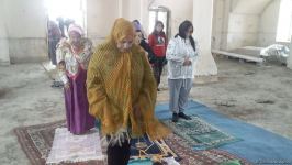 Ağdam sakinləri Ağdam Cümə Məscidini ziyarət ediblər (FOTO)