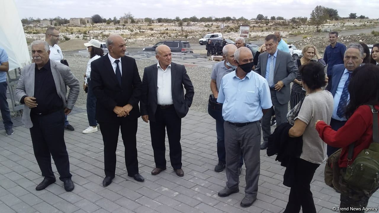 Bir qrup Ağdam sakini öz doğma şəhərinə səfər edib (FOTO)