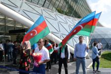 Paralimpiyaçılarımızın növbəti qrupu Vətənə qayıdıb (FOTO/VİDEO)