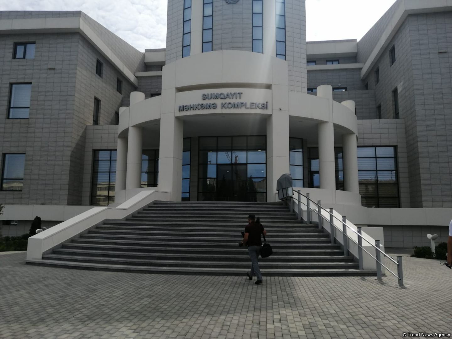 Sumqayıt Məhkəmə Kompleksində 6 məhkəmə fəaliyyət göstərəcək - Rəis müavini (FOTO)