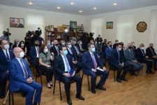 Yeni gənclər və idman naziri Fərid Qayıbov kollektivə təqdim olunub (FOTO)