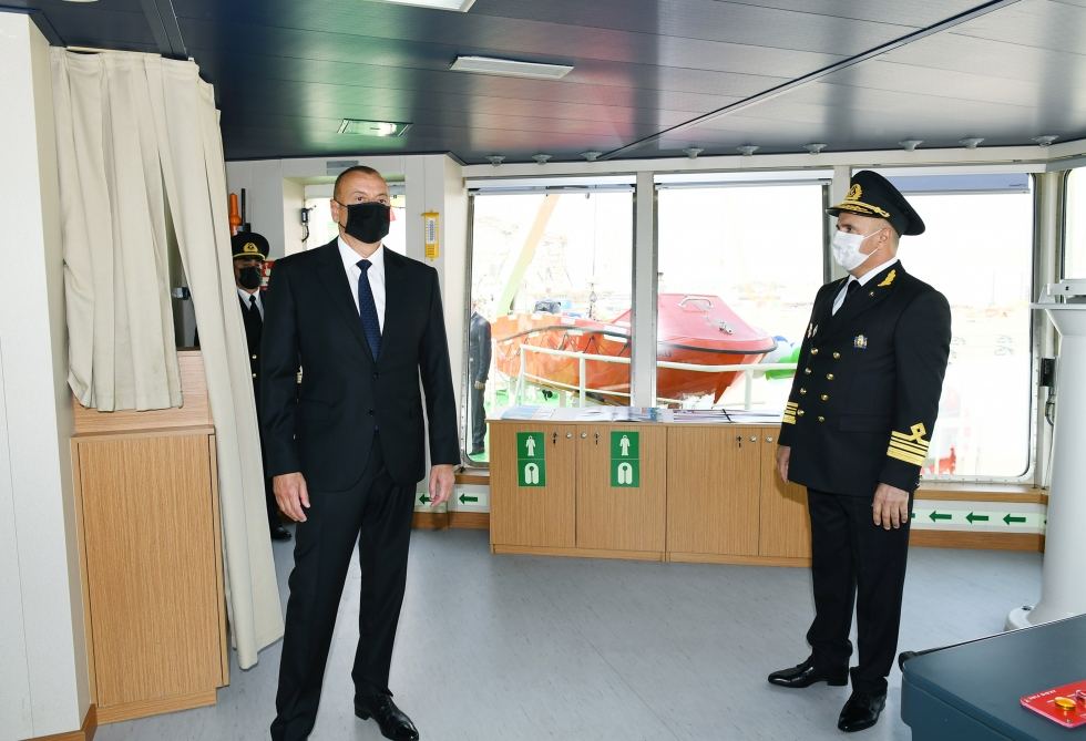 Prezident İlham Əliyev “Kəlbəcər” neftdaşıyan tankerin istismara verilməsi mərasimində iştirak edib (FOTO/VİDEO)