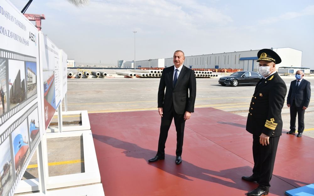 Prezident İlham Əliyev “Kəlbəcər” neftdaşıyan tankerin istismara verilməsi mərasimində iştirak edib (FOTO/VİDEO)