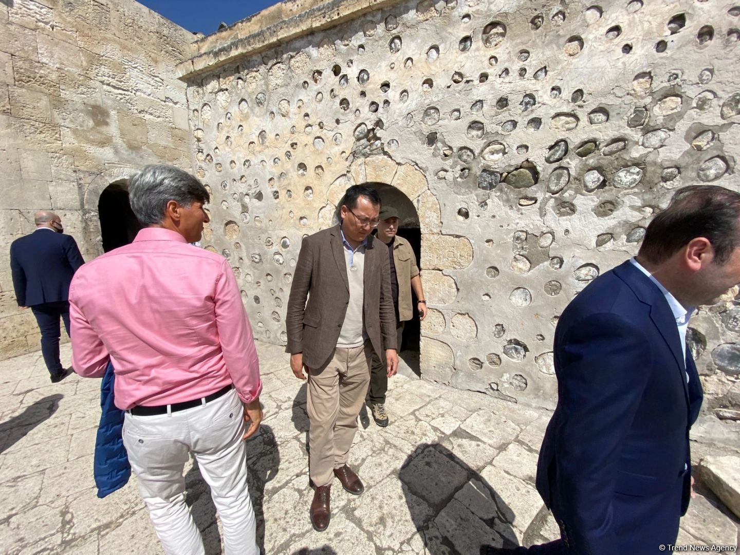Türkdilli Dövlətlərin Əməkdaşlıq Şurasının nümayəndə heyəti Ağdamda İmarət kompleksini ziyarət edib (FOTO)