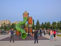 İnsanların sevimli istirahət məkanına çevrilən "Gənclik" parkından FOTOREPORTAJ