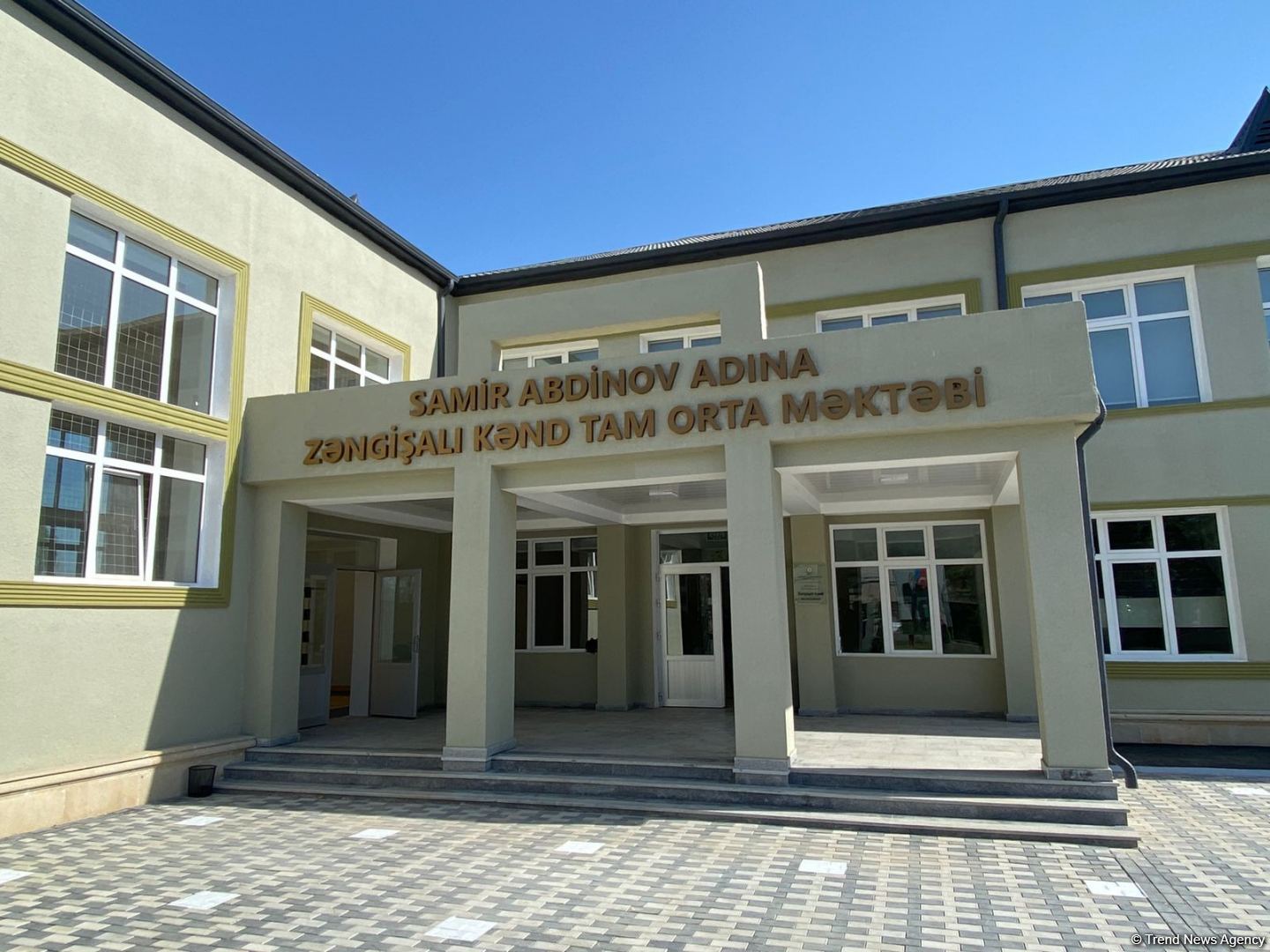 Ağdamda əsaslı təmir olunan məktəb binası istifadəyə verilib (FOTO)