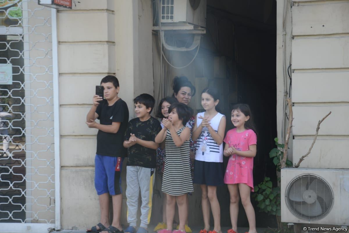 Bakının azad olunmasının ildönümü münasibətilə yürüş keçirilir (FOTO)