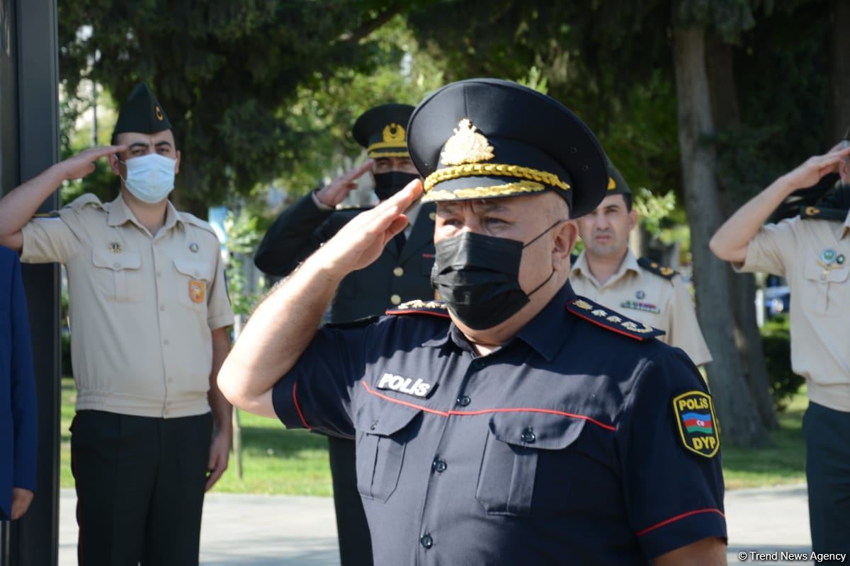 Bakının azad olunmasının ildönümü münasibətilə yürüş keçirilir (FOTO)