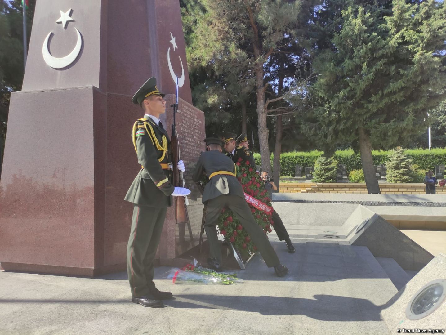 Bakının azad olunmasının ildönümü münasibətilə yürüş keçirilir (FOTO)