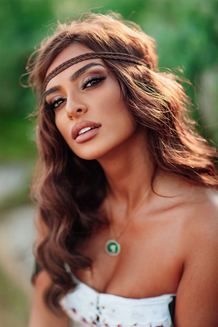 Nərgiz Əliyevadan yaya vida (FOTO)