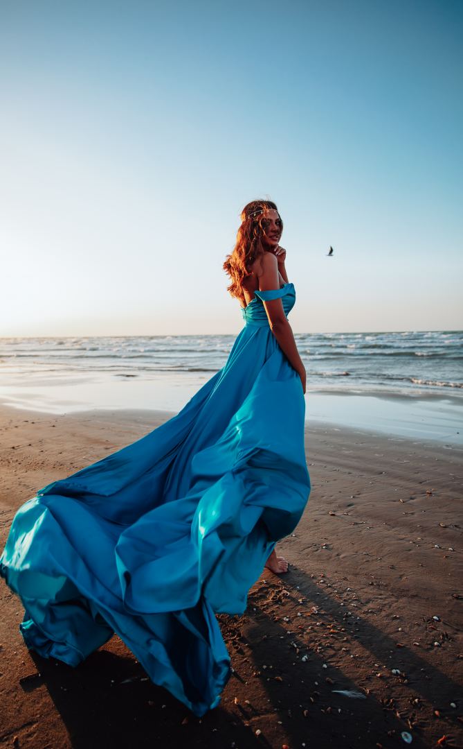 Nərgiz Əliyevadan yaya vida (FOTO)