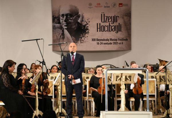 Üzeyir Hacıbəyli XIII Beynəlxalq Musiqi Festivalının təntənəli açılış mərasimi olub (FOTO/VİDEO)