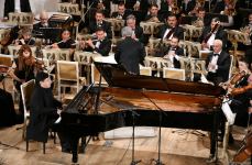 Üzeyir Hacıbəyli XIII Beynəlxalq Musiqi Festivalının təntənəli açılış mərasimi olub (FOTO/VİDEO)
