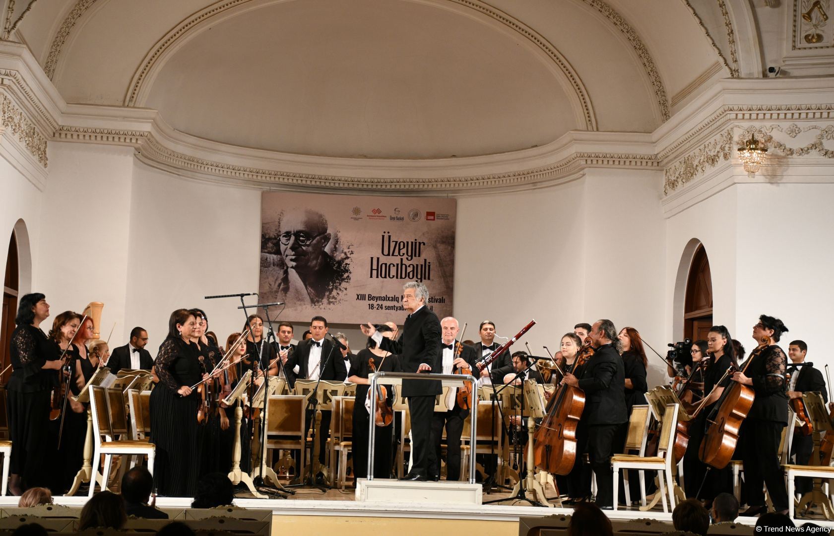 Üzeyir Hacıbəyli XIII Beynəlxalq Musiqi Festivalının təntənəli açılış mərasimi olub (FOTO/VİDEO)