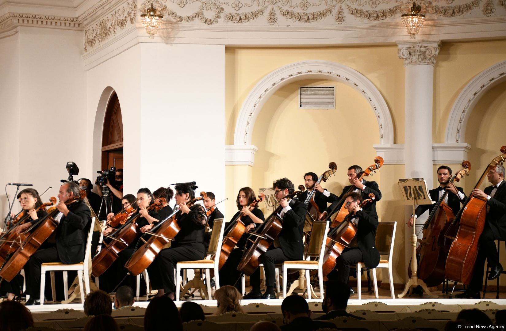 Üzeyir Hacıbəyli XIII Beynəlxalq Musiqi Festivalının təntənəli açılış mərasimi olub (FOTO/VİDEO)
