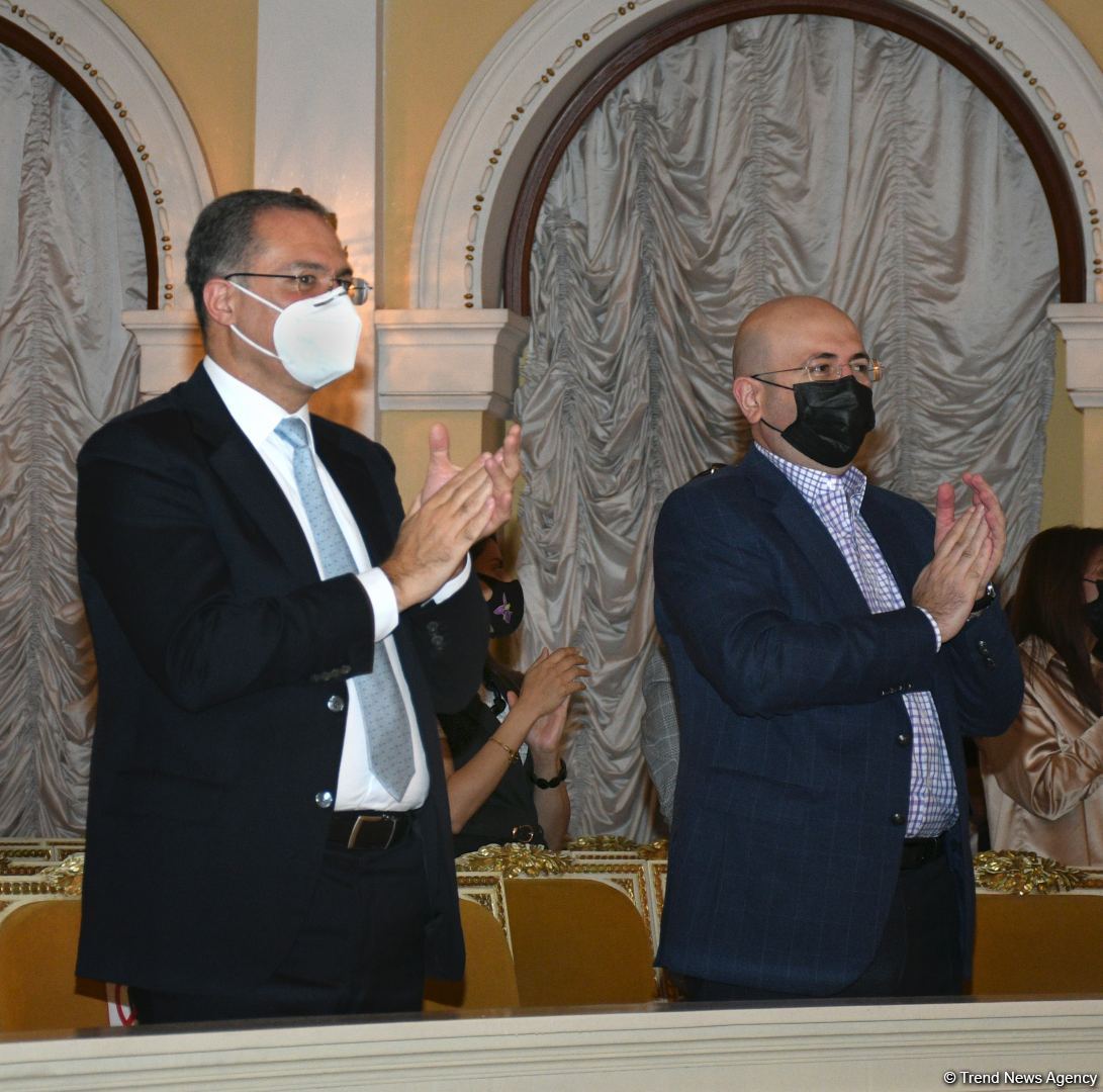 Üzeyir Hacıbəyli XIII Beynəlxalq Musiqi Festivalının təntənəli açılış mərasimi olub (FOTO/VİDEO)
