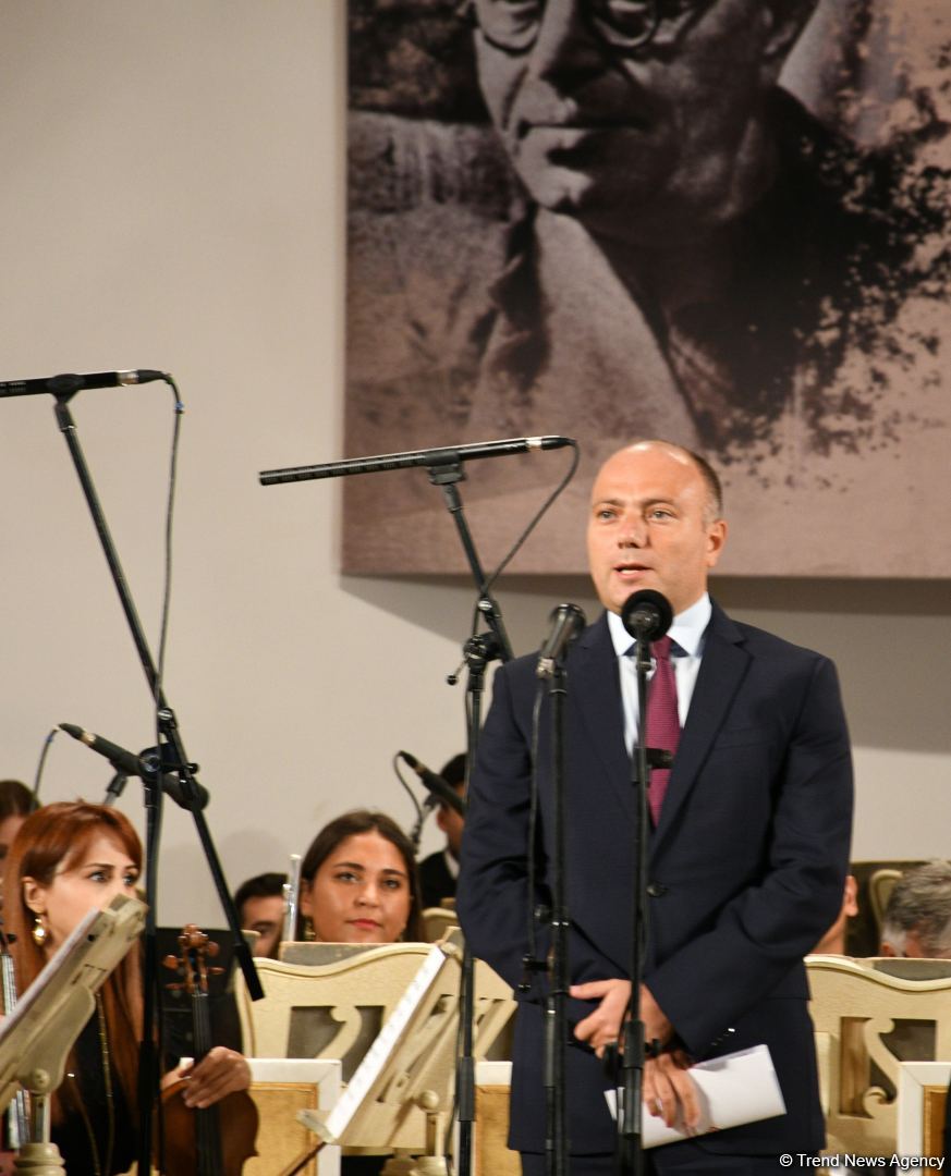 Üzeyir Hacıbəyli XIII Beynəlxalq Musiqi Festivalının təntənəli açılış mərasimi olub (FOTO/VİDEO)