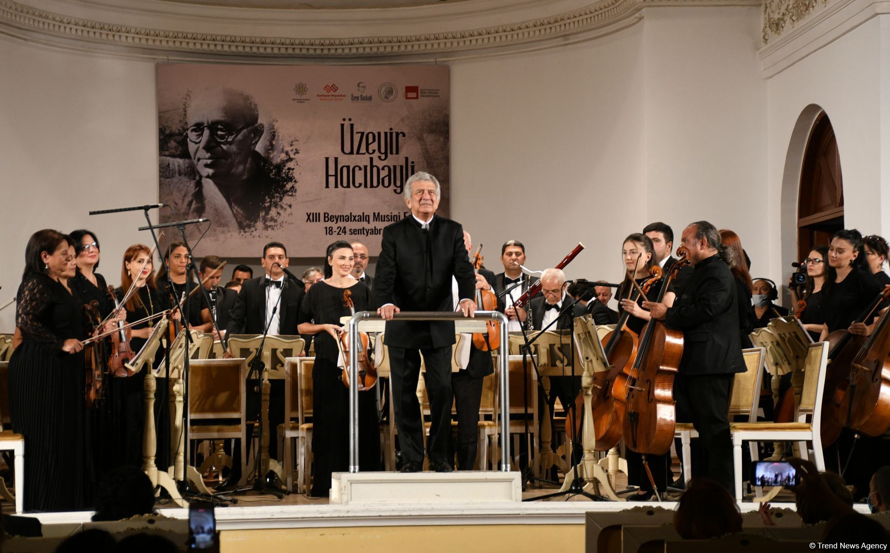 Üzeyir Hacıbəyli XIII Beynəlxalq Musiqi Festivalının təntənəli açılış mərasimi olub (FOTO/VİDEO)