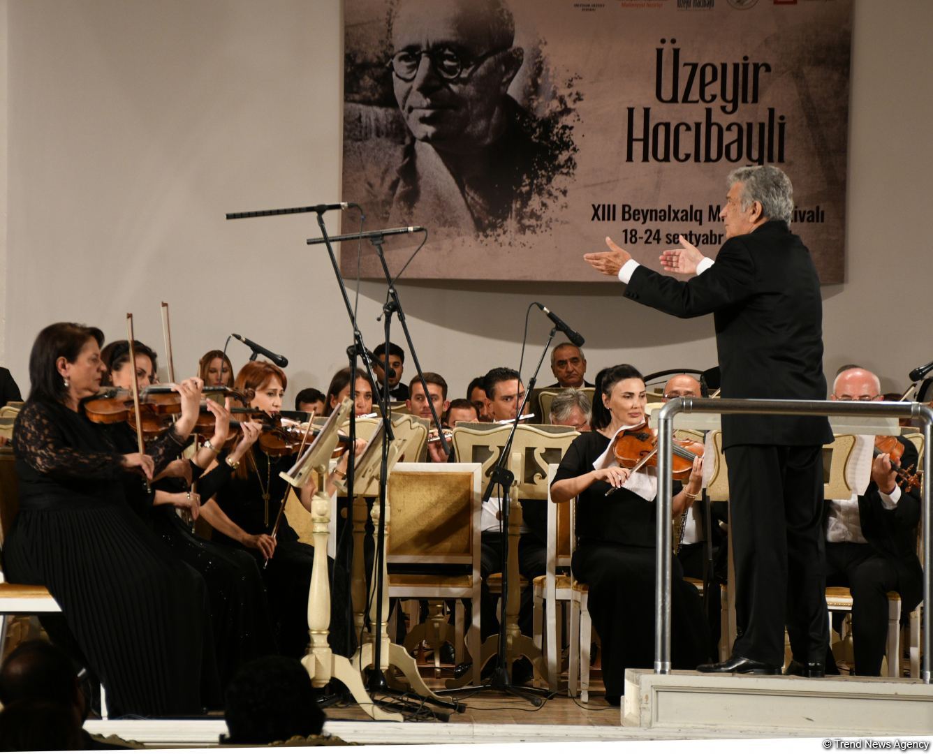 Üzeyir Hacıbəyli XIII Beynəlxalq Musiqi Festivalının təntənəli açılış mərasimi olub (FOTO/VİDEO)