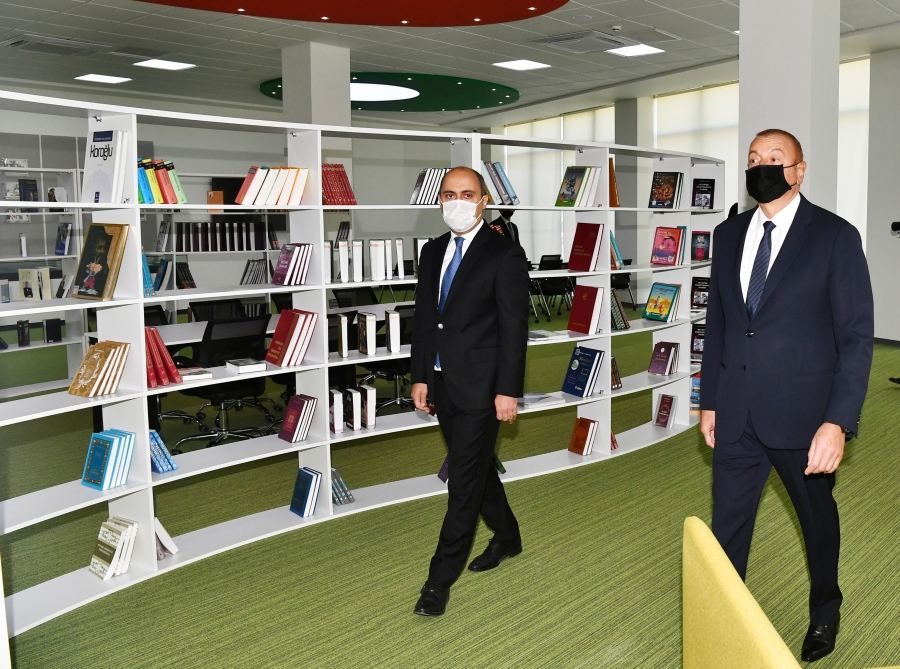 Prezident İlham Əliyev və birinci xanım Mehriban Əliyeva Bakı Avropa Liseyinin yeni binasının açılışında iştirak ediblər (FOTO/VİDEO) (YENİLƏNİB)