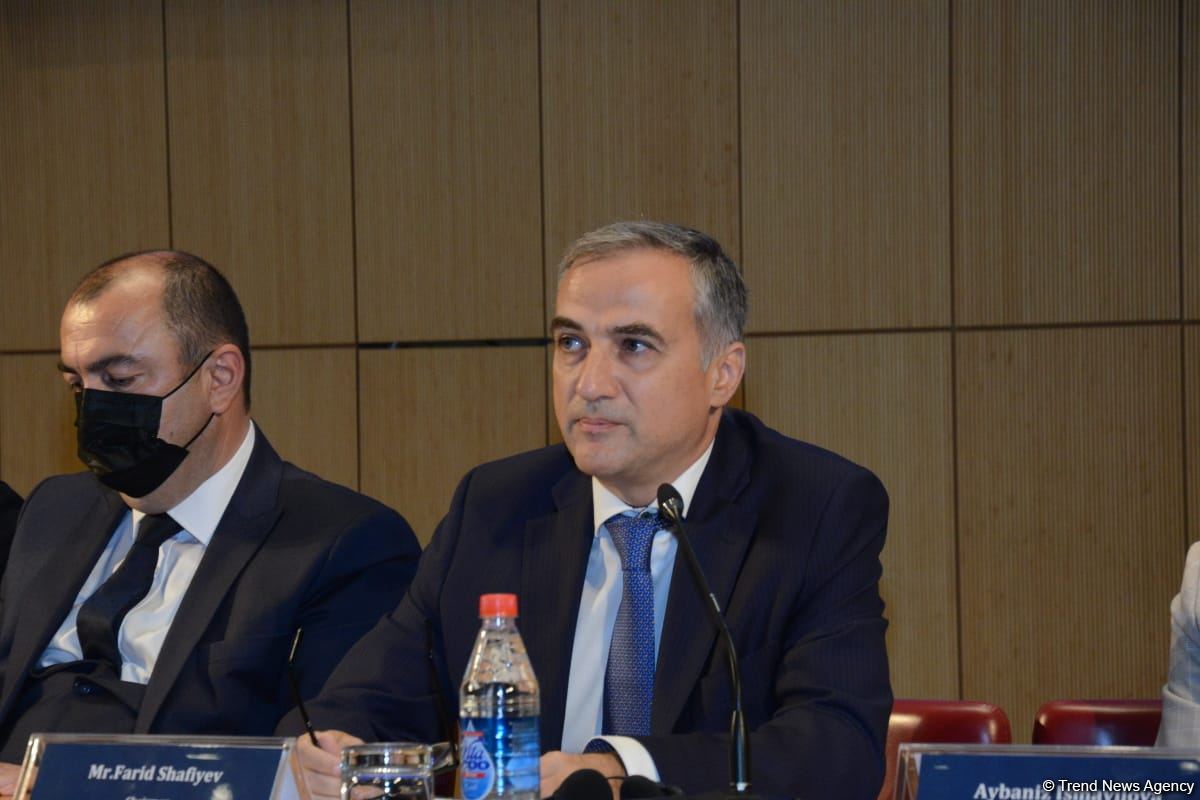 ETSN və ADA Universitetinin birgə təşkilatçılığı ilə brifinq keçirilib (FOTO)