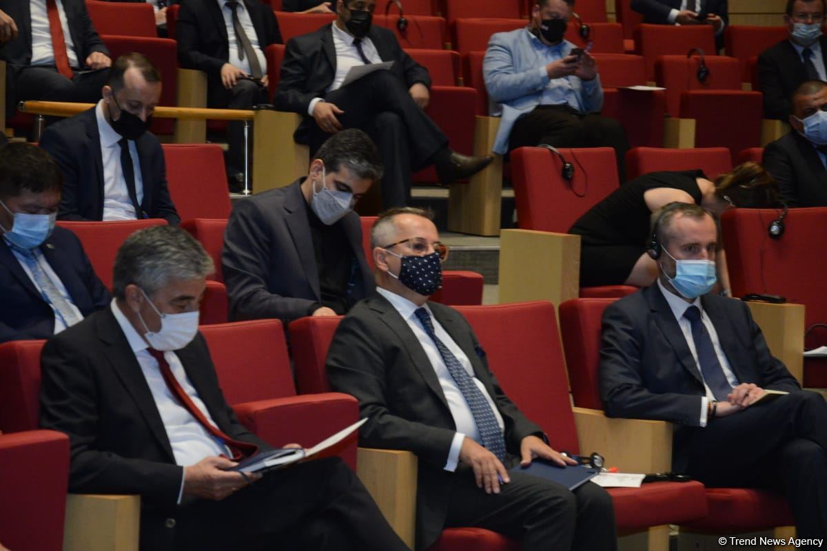 ETSN və ADA Universitetinin birgə təşkilatçılığı ilə brifinq keçirilib (FOTO)