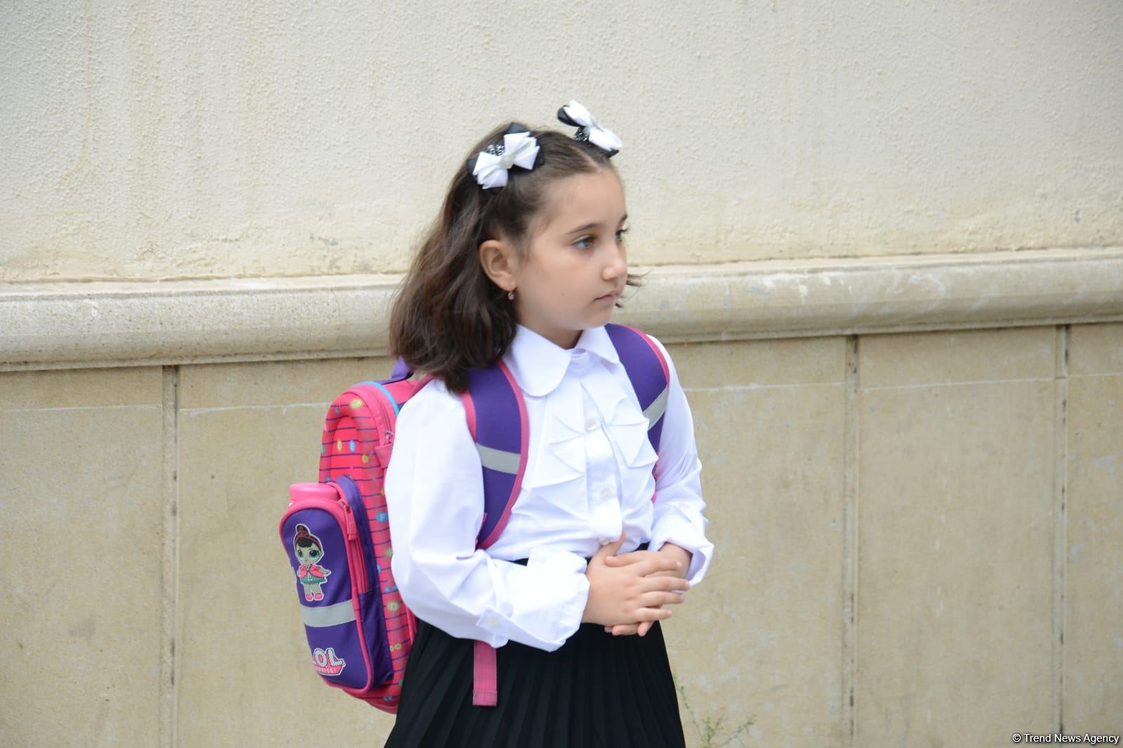 İbtidai siniflərin ilk dərs günündən FOTOREPORTAJ