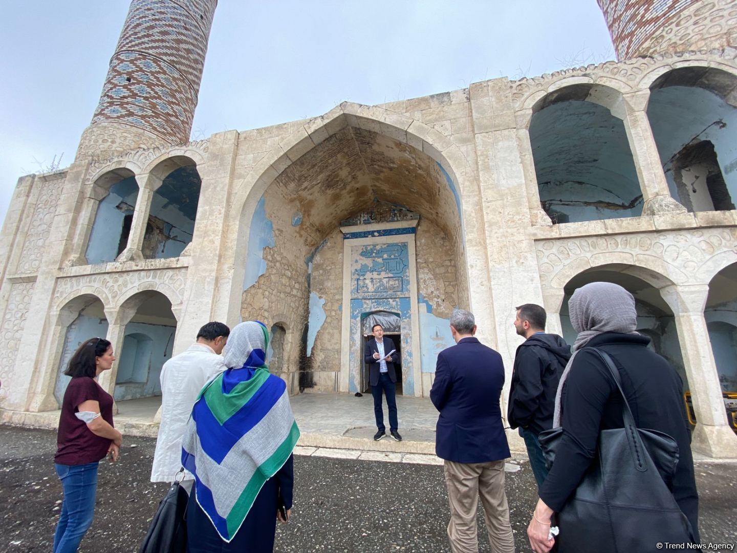 Ağdamda İran nümayəndə heyətinə erməni vandalizmi ilə bağlı fotofaktlar təqdim edilib (FOTO)
