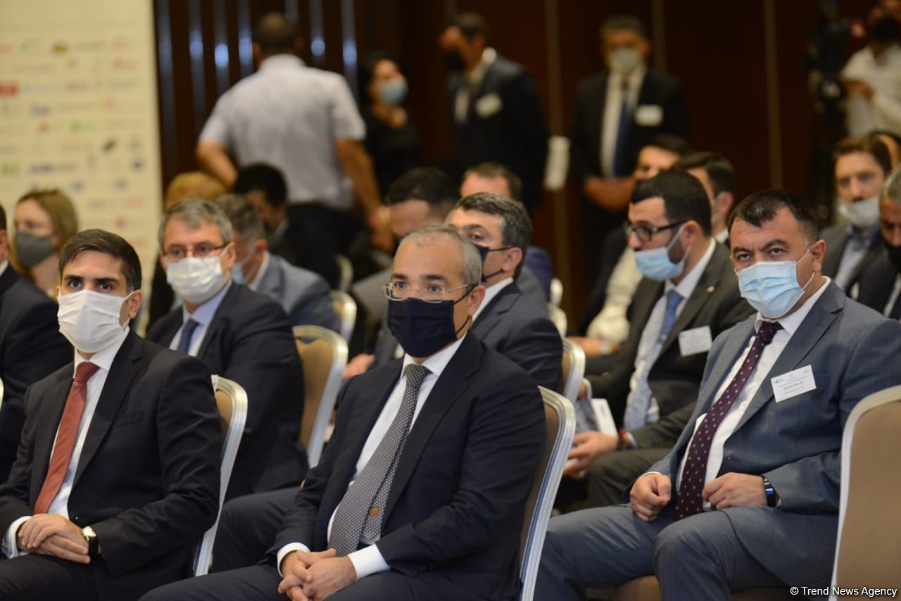 Azərbaycanda biznesə dəstək üçün 1,9 mindən çox müraciət təsdiqlənib - Nazir (FOTO) (ƏLAVƏ OLUNUB)