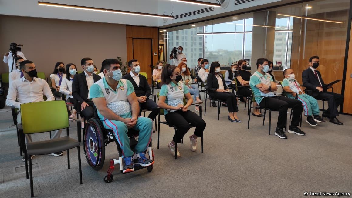 DOST Agentliyi “Paralimpiya Oyunlarının mükafatçılarına SMM dəstək” layihəsinə başlayır (FOTO)