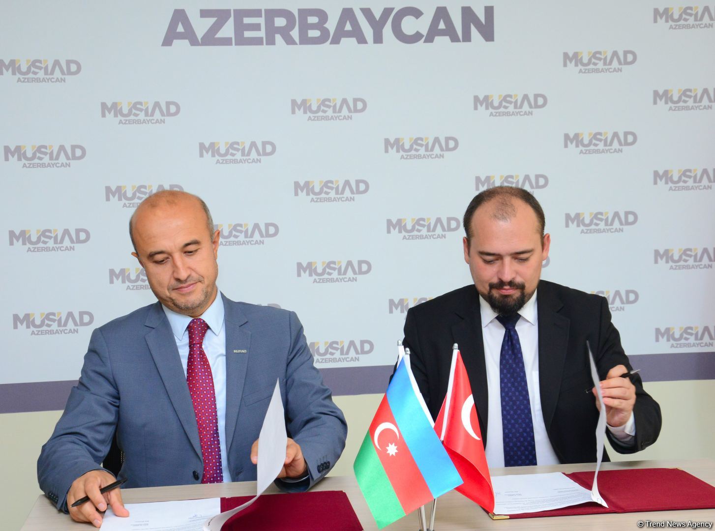 Day.Az Media şirkəti və MÜSİAD arasında əməkdaşlıq müqaviləsi imzalanıb (FOTO)