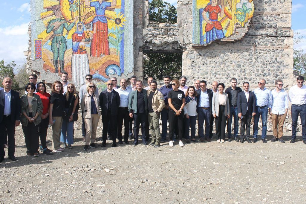 Qarabağ Dirçəliş Fondu AMCHAM üzvlərinin Ağdama səfərini təşkil edib (FOTO)