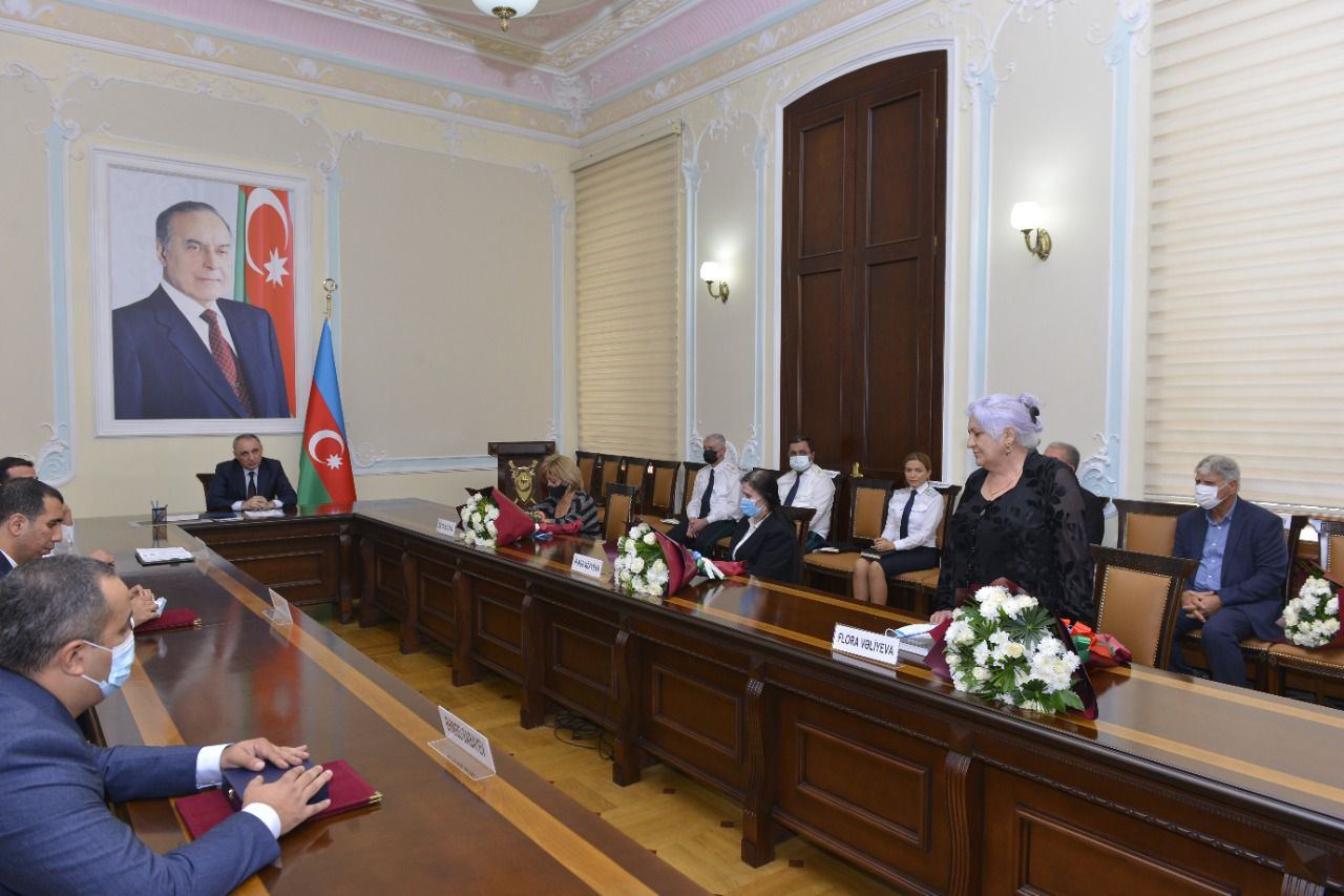 Baş Prokurorluqda şəhid ailələri ilə görüş keçirilib (FOTO)