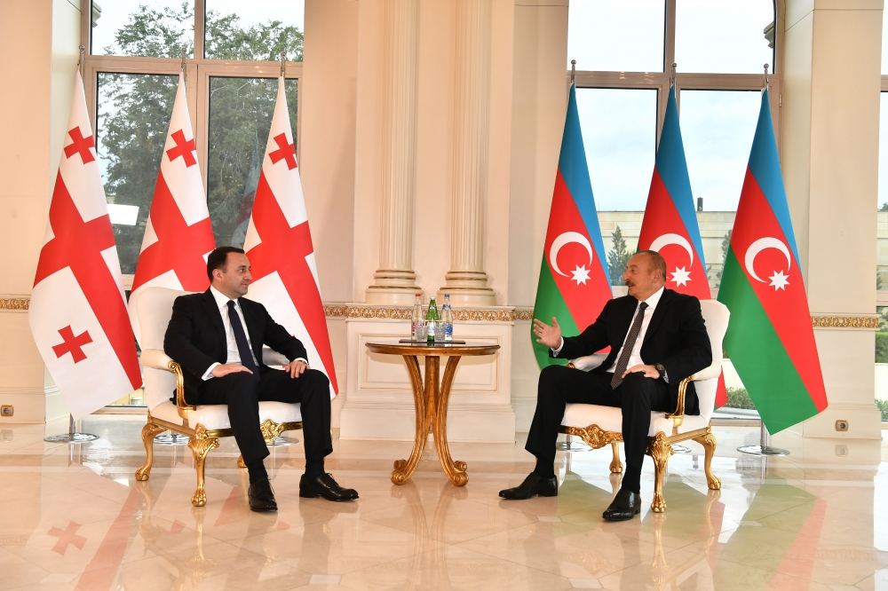 Azərbaycan Prezidenti İlham Əliyev Gürcüstanın baş naziri ilə görüşüb (FOTO/VİDEO) (YENİLƏNİB)