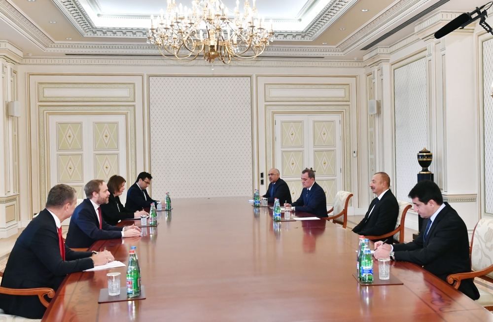 Prezident İlham Əliyev Çex Respublikasının xarici işlər nazirini qəbul edib (FOTO/VİDEO) (YENİLƏNİB)
