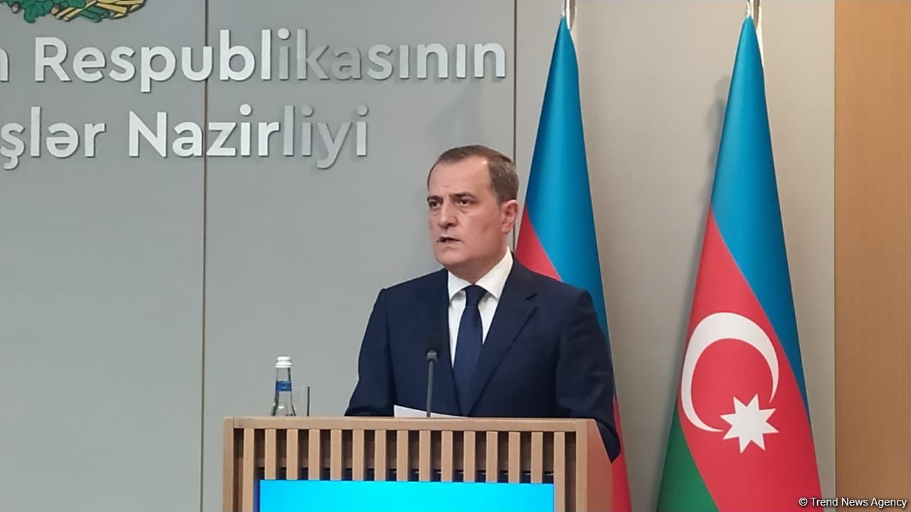 Bəzi istiqamətlərdə Ermənistan tərəfindən konstruktiv addım müşahidə olunmur - Ceyhun Bayramov