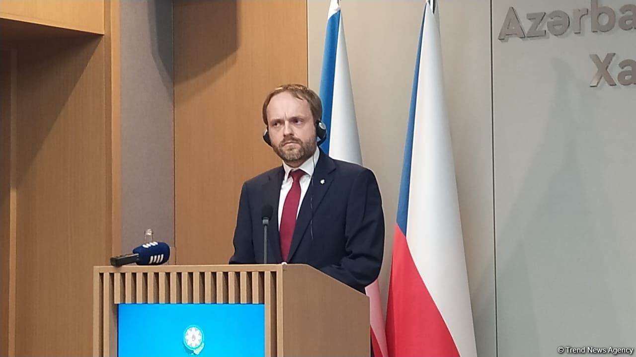 Bakı və Praqa ticarət və qarşılıqlı investisiyaları fəallaşdırlmalıdır – Çex nazir