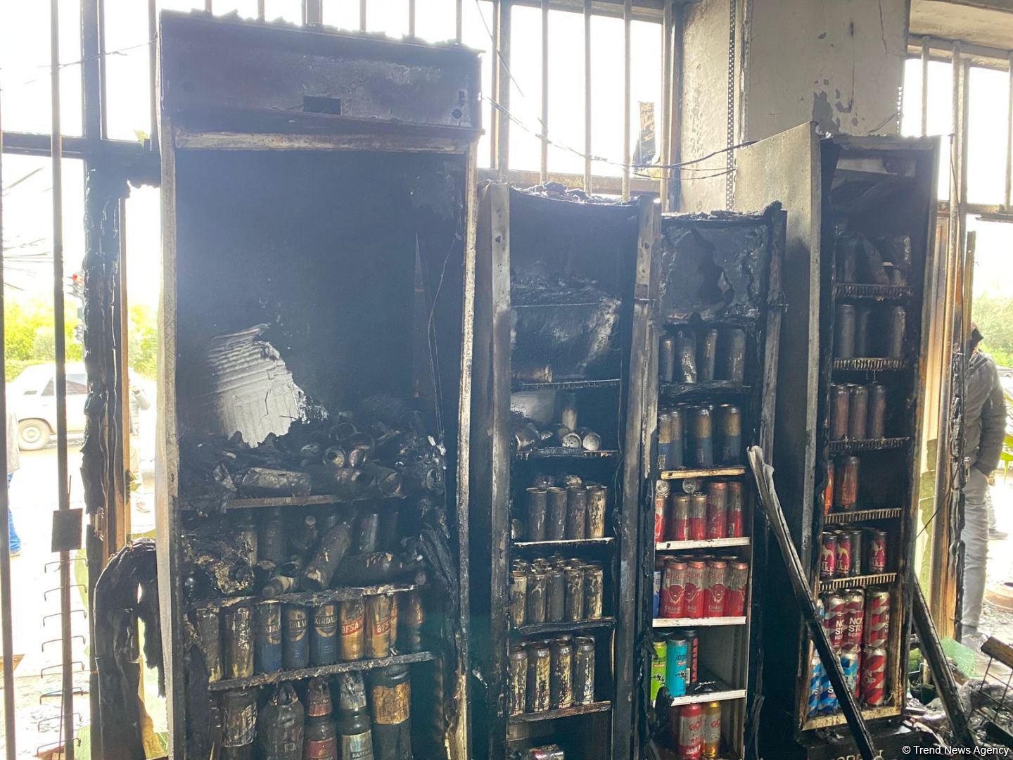 Ağdamda ərzaq mağazası yanaraq kül olub (FOTO)
