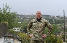 Prezident İlham Əliyev Tərtər rayonunun Talış kəndində Azərbaycan bayrağını ucaldıb (YENİLƏNİB) (FOTO/VİDEO)