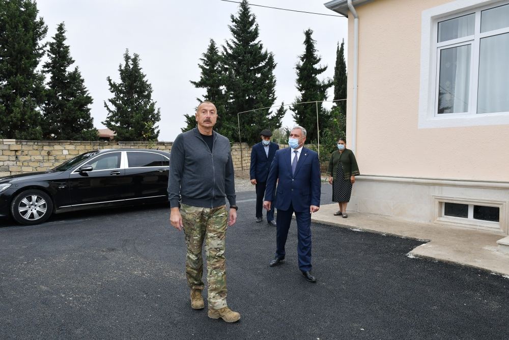 Prezident İlham Əliyevin Tərtər sakini ilə səmimi söhbəti (FOTO)
