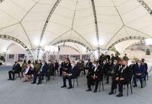Prezident İlham Əliyev Cəbrayıl ictimaiyyətinin nümayəndələri ilə görüşüb, Memorial Kompleksin və şəhərin bərpasının təməl daşını qoyub (YENİLƏNİB)