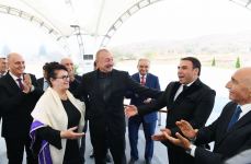 Prezident İlham Əliyevin Cəbrayıl icmaiyyətinin nümayəndələri ilə görüşdə kövrək anları (FOTO/VİDEO)