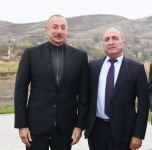 Prezident İlham Əliyev Cəbrayıl ictimaiyyətinin nümayəndələri ilə görüşüb, Memorial Kompleksin və şəhərin bərpasının təməl daşını qoyub (YENİLƏNİB)