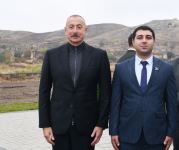 Prezident İlham Əliyev Cəbrayıl ictimaiyyətinin nümayəndələri ilə görüşüb, Memorial Kompleksin və şəhərin bərpasının təməl daşını qoyub (YENİLƏNİB)