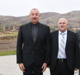 Prezident İlham Əliyev Cəbrayıl ictimaiyyətinin nümayəndələri ilə görüşüb, Memorial Kompleksin və şəhərin bərpasının təməl daşını qoyub (YENİLƏNİB)